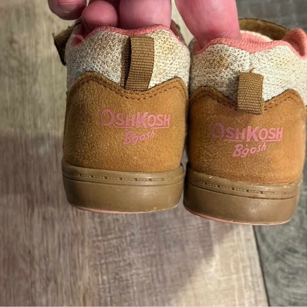 OshKosh B’gosh Toddler Boots Size 5 Brown Pink Lace-Up w strap closure Shoes